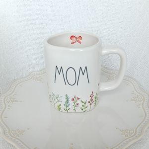 NWOT Rae Dunn Artisian Collection By Magenta MOM Floral Butterfly Ceramic Mug